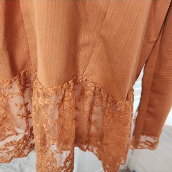 563 UMGEE CLAY TOP WITH TASSEL TIE LACE ACCENTS MUSTARD - Picture 4 of 7